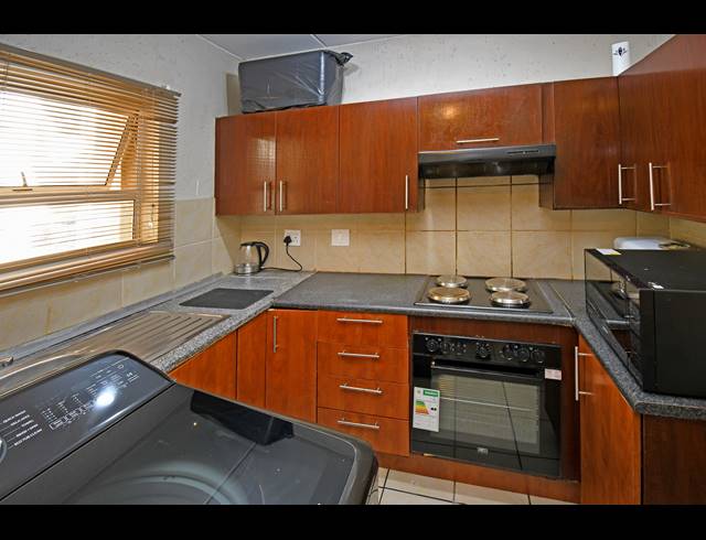 1 BEDROOM APARTMENT FOR SALE IN FERNDALE